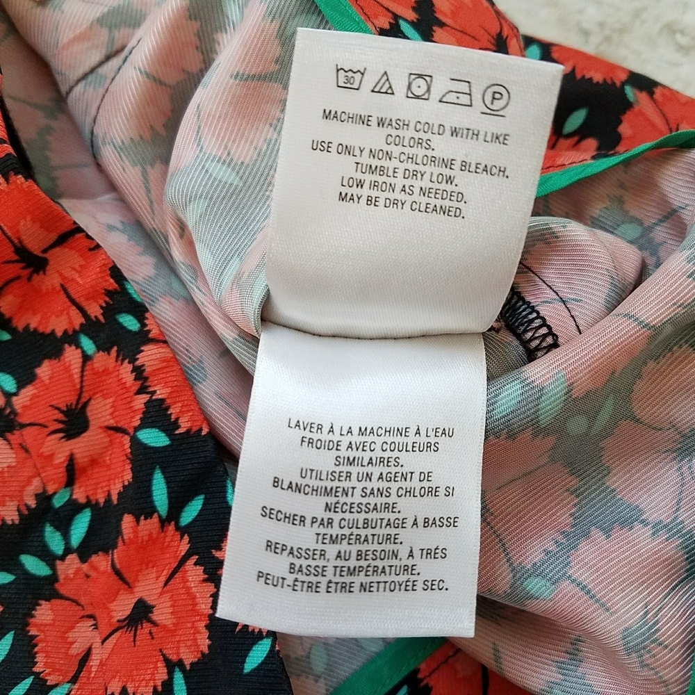 ETT:TWA Anthropologie Virginie Flared Poppy Print Pants - Picture 8 of 10